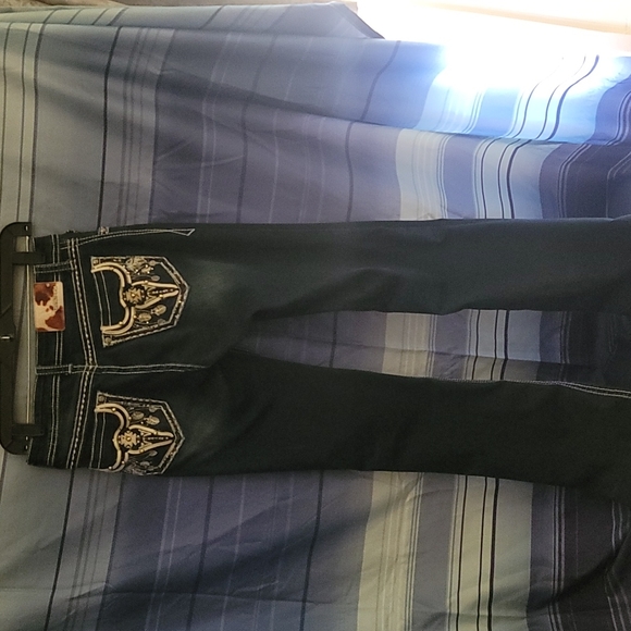 Jeans - Picture 2 of 2